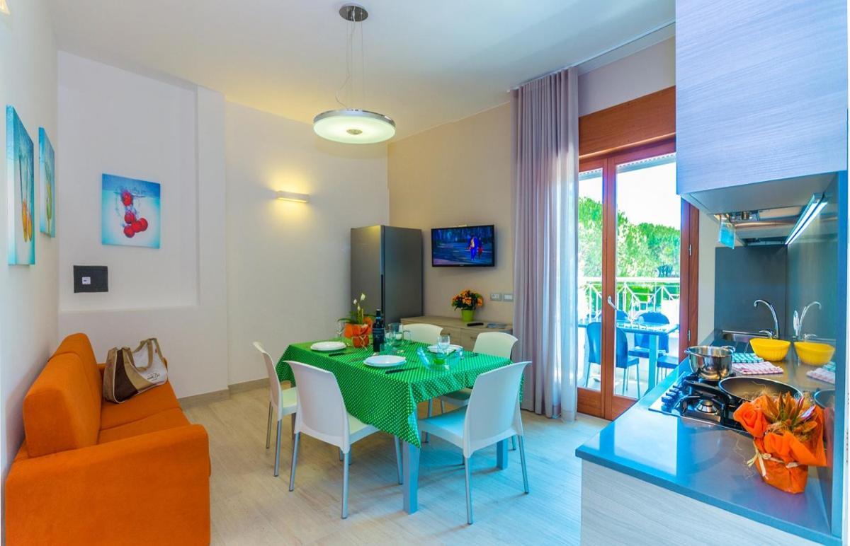 Villaggio Mare Blu Бибионе Екстериор снимка