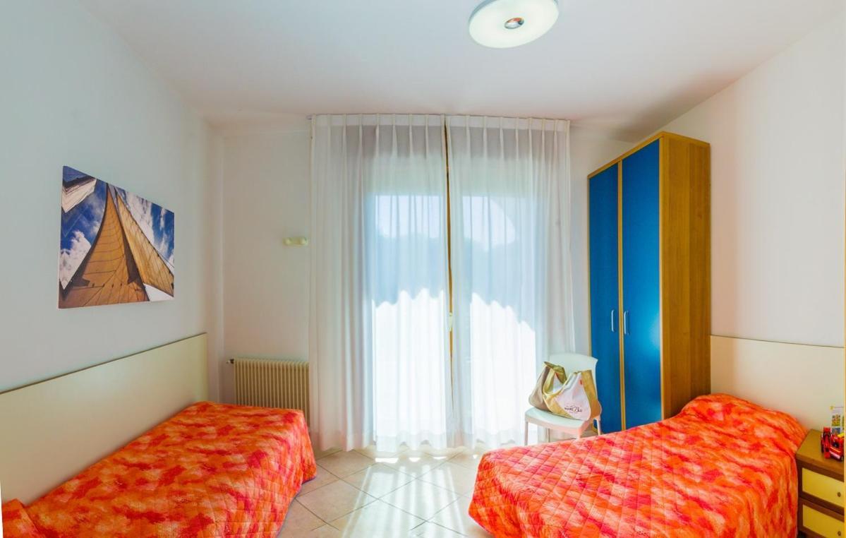 Villaggio Mare Blu Бибионе Екстериор снимка