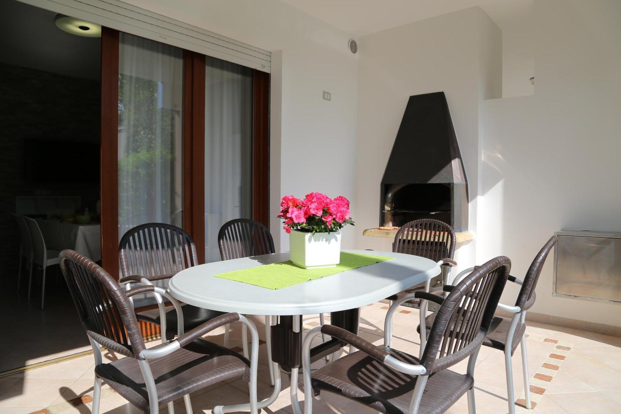 Villaggio Mare Blu Бибионе Екстериор снимка