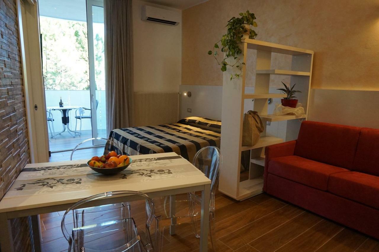 Villaggio Mare Blu Бибионе Екстериор снимка